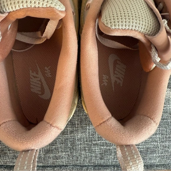 Nike Women's Air Max 90 Futura  Sneakers in Sanddrift, Size 8, Good Condition! - Picture 10 of 10